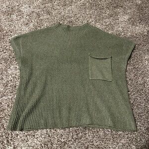 KNITTED SWEATER VEST